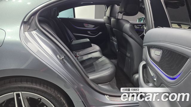 Mercedes-Benz CLS-Class CLS300d AMG Line