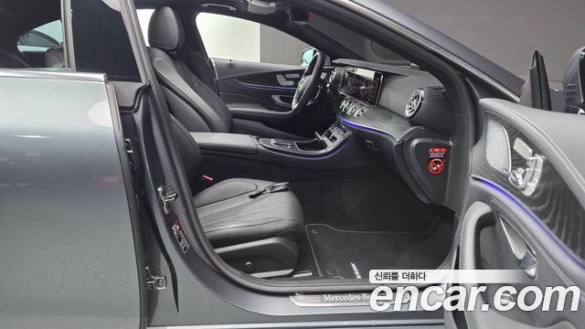 Mercedes-Benz CLS-Class CLS300d AMG Line