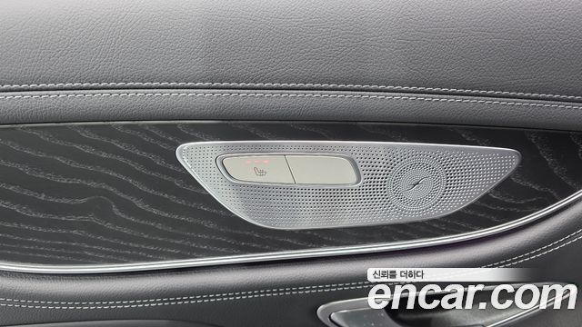 Mercedes-Benz CLS-Class CLS300d AMG Line