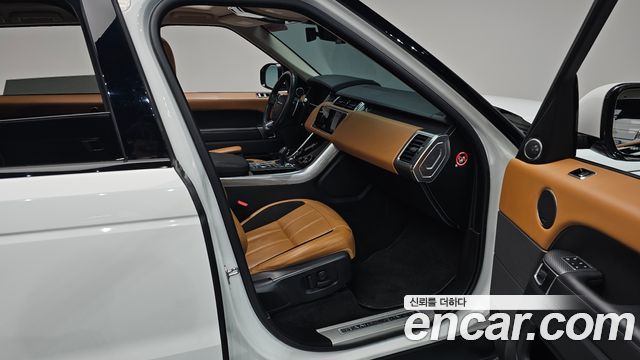Land Rover Range Rover Sport 3.0 SDV6 HSE Dynamic