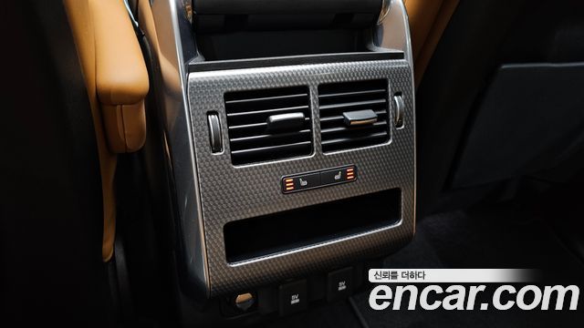 Land Rover Range Rover Sport 3.0 SDV6 HSE Dynamic
