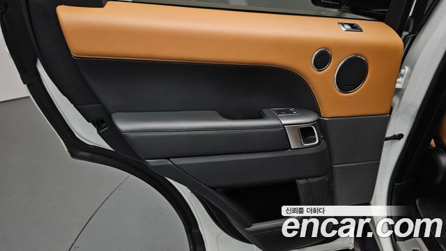 Land Rover Range Rover Sport 3.0 SDV6 HSE Dynamic