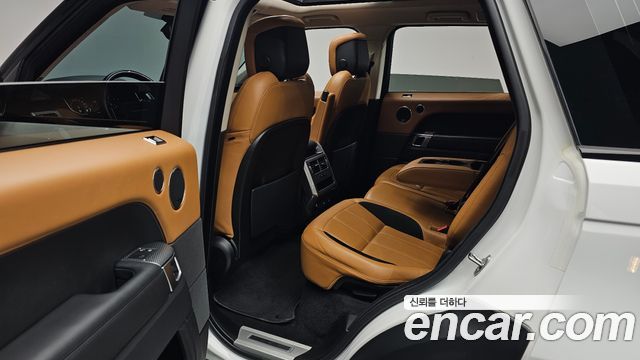 Land Rover Range Rover Sport 3.0 SDV6 HSE Dynamic