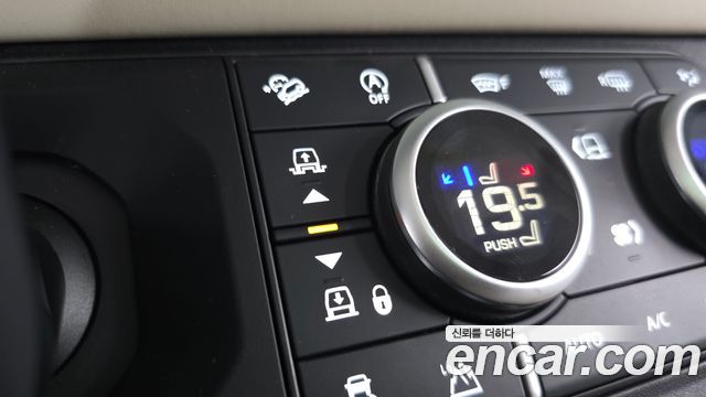 Land Rover Defender 110 D250 SE