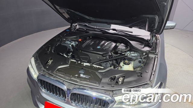 BMW 5-Series 520d M Sport Package Plus