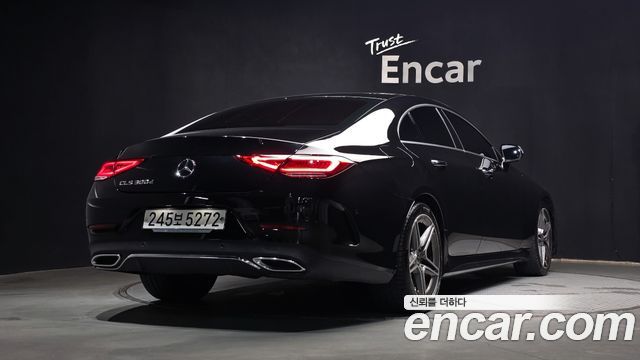 Mercedes-Benz CLS-Class CLS300d AMG Line