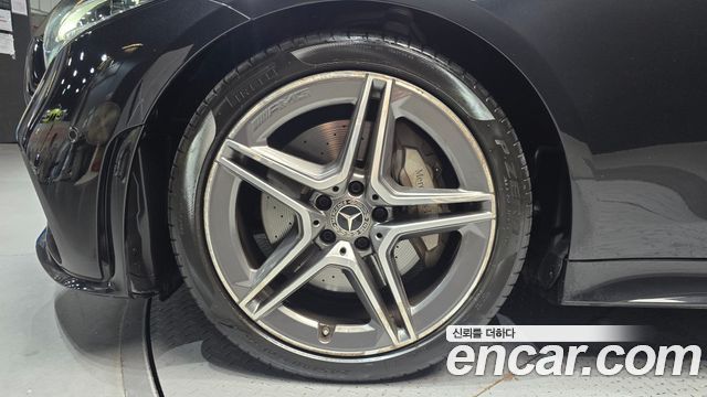 Mercedes-Benz CLS-Class CLS300d AMG Line