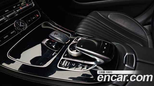 Mercedes-Benz CLS-Class CLS300d AMG Line