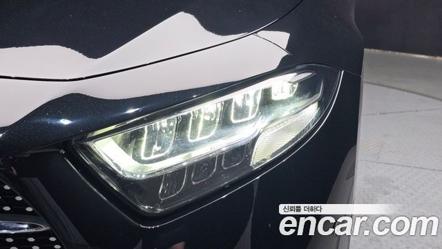 Mercedes-Benz CLS-Class CLS300d AMG Line