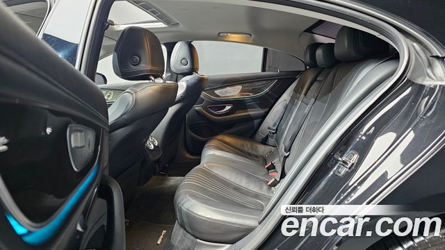 Mercedes-Benz CLS-Class CLS300d AMG Line