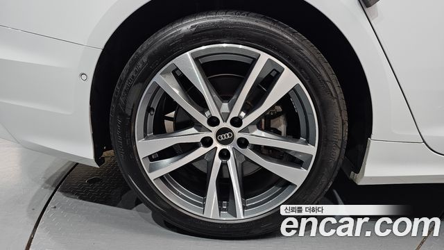 Audi A6 45 TFSI Quattro Premium