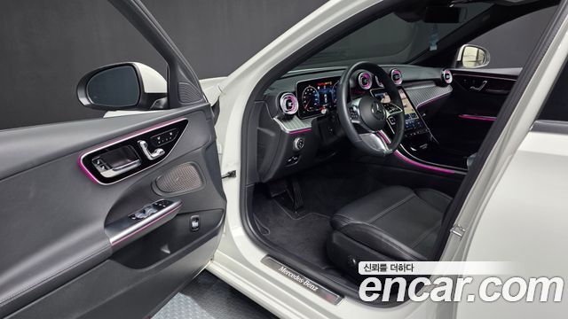Mercedes-Benz C-Class C200 4MATIC Avantgarde