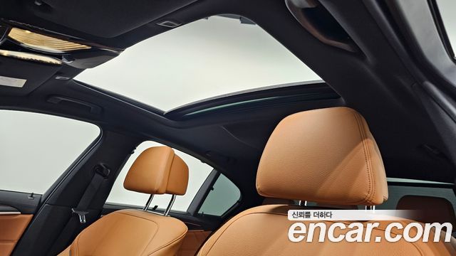 BMW 5-Series 520i M Sport