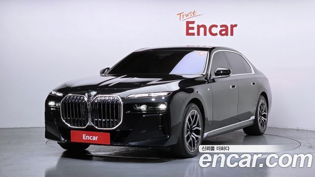 BMW 7-Series 740i xDrive M Sport