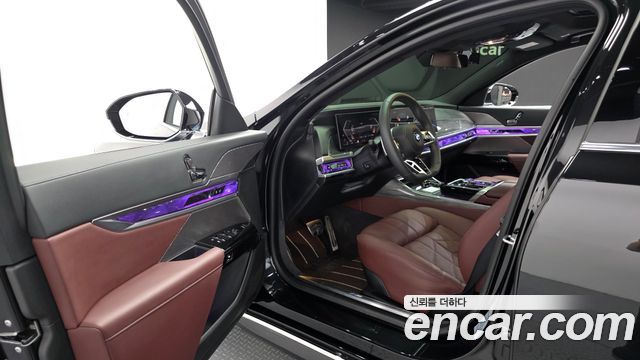 BMW 7-Series 740i xDrive M Sport
