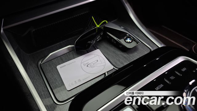 BMW 7-Series 740i xDrive M Sport