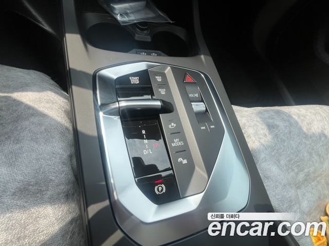 BMW 2-Series 220 M Sport Design