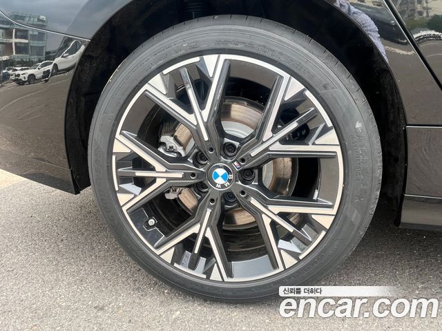 BMW 2-Series 220 M Sport Design