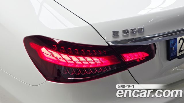Mercedes-Benz E-Class E350 4MATIC AMG Line
