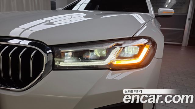 BMW 5-Series 523d M Sport