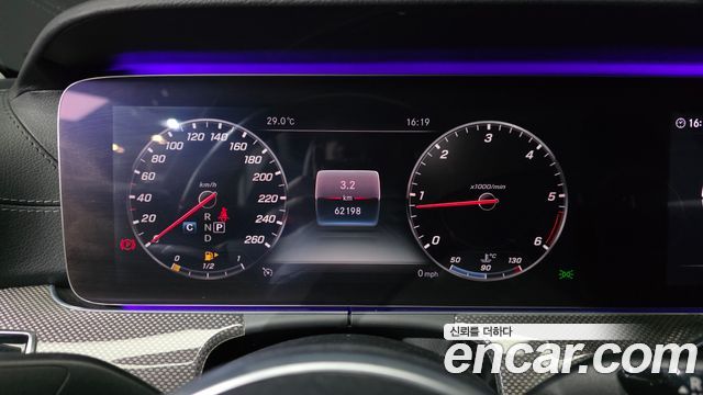 Mercedes-Benz CLS-Class CLS300d AMG Line