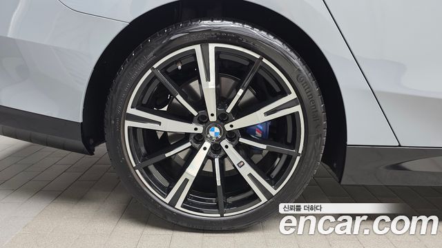 BMW 5-Series 530i xDrive M Sport