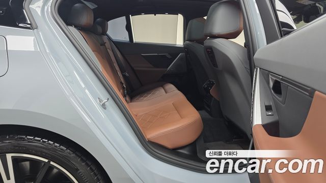 BMW 5-Series 530i xDrive M Sport