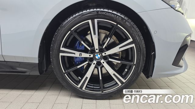 BMW 5-Series 530i xDrive M Sport