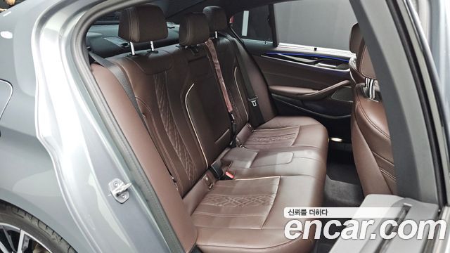 BMW 5-Series 530i M Sport Package