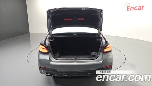 BMW 5-Series 530i M Sport Package