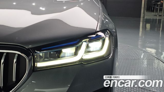 BMW 5-Series 530i M Sport Package