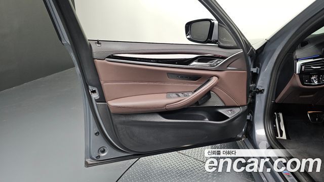 BMW 5-Series 530i M Sport Package