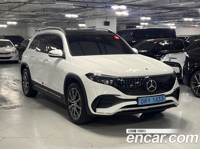 Mercedes-Benz EQB EQB300 4MATIC AMG Line