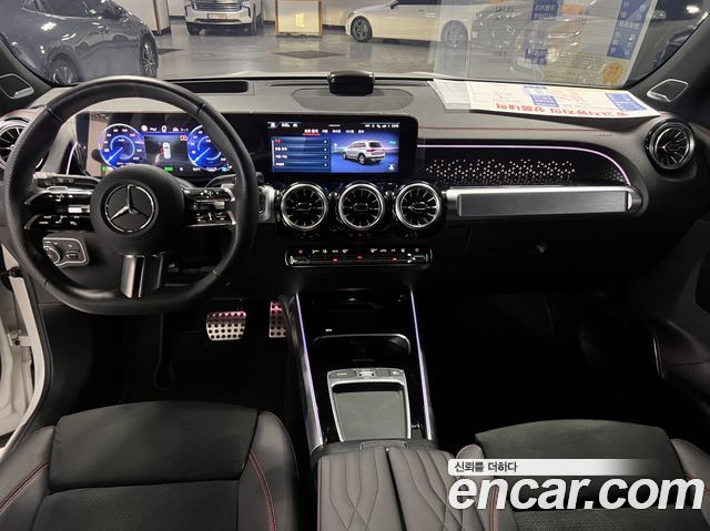 Mercedes-Benz EQB EQB300 4MATIC AMG Line