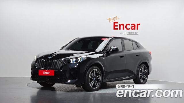 BMW iX2 eDrive 20 M Sport
