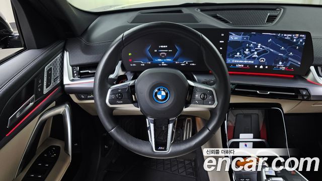 BMW iX2 eDrive 20 M Sport