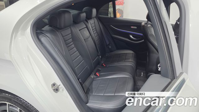 Mercedes-Benz E-Class E220d 4MATIC AMG Line