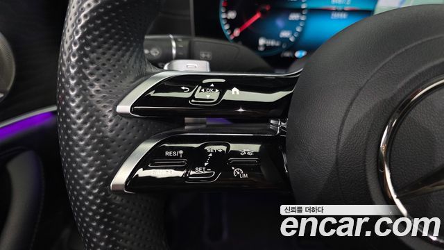 Mercedes-Benz E-Class E220d 4MATIC AMG Line