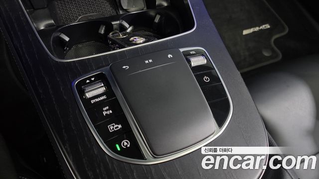Mercedes-Benz E-Class E220d 4MATIC AMG Line