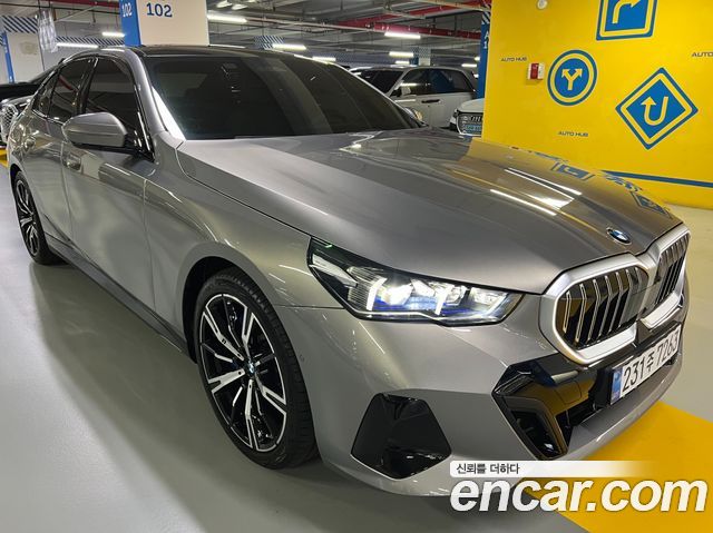 BMW 5-Series 530i xDrive M Sport