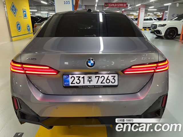 BMW 5-Series 530i xDrive M Sport