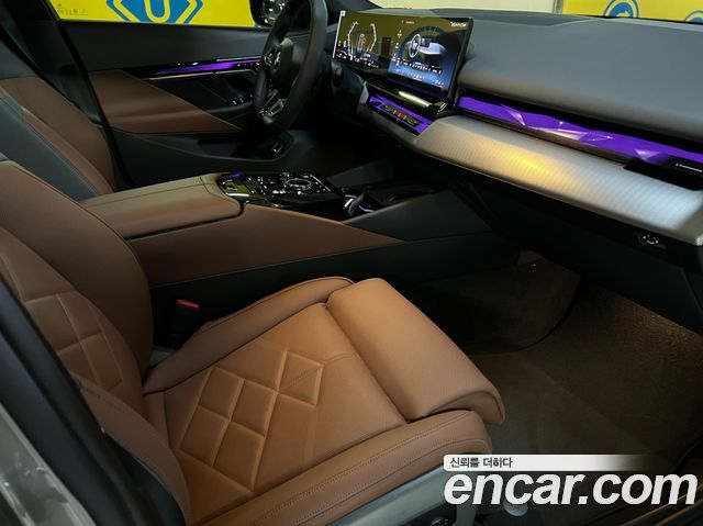BMW 5-Series 530i xDrive M Sport