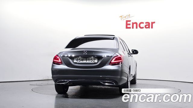 Mercedes-Benz C-Class C220 d Avantgarde