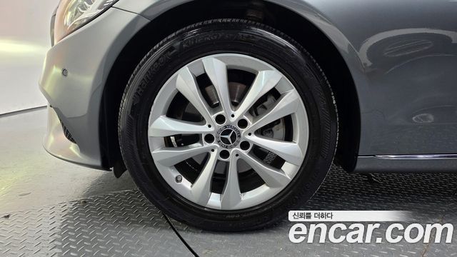 Mercedes-Benz C-Class C220 d Avantgarde