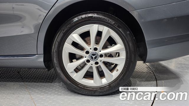 Mercedes-Benz C-Class C220 d Avantgarde