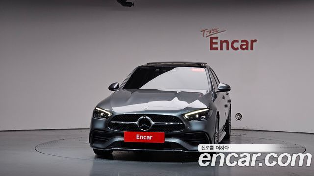 Mercedes-Benz C-Class C300 4MATIC AMG Line