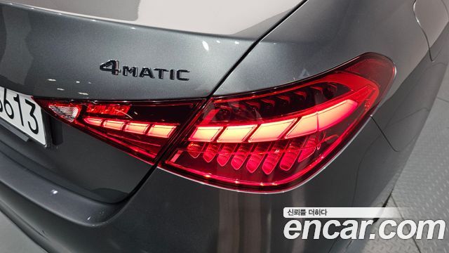Mercedes-Benz C-Class C300 4MATIC AMG Line