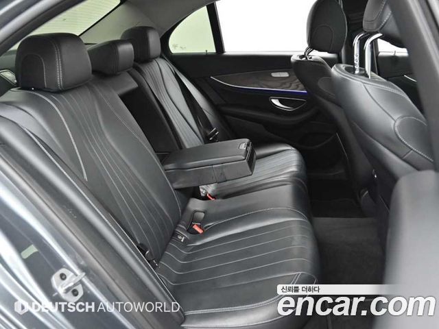 Mercedes-Benz E-Class E220d 4MATIC Exclusive