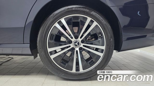 Mercedes-Benz E-Class E250 Avantgarde