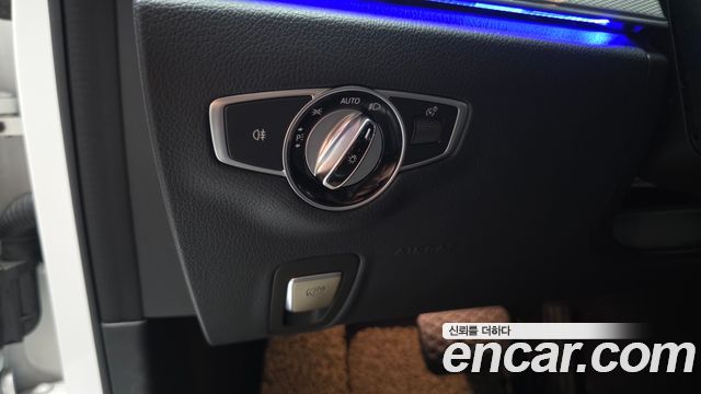 Mercedes-Benz E-Class E200 Avantgarde
